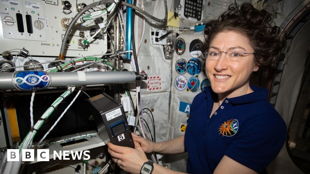 Christina Koch: Nasa astronaut to set new female space record