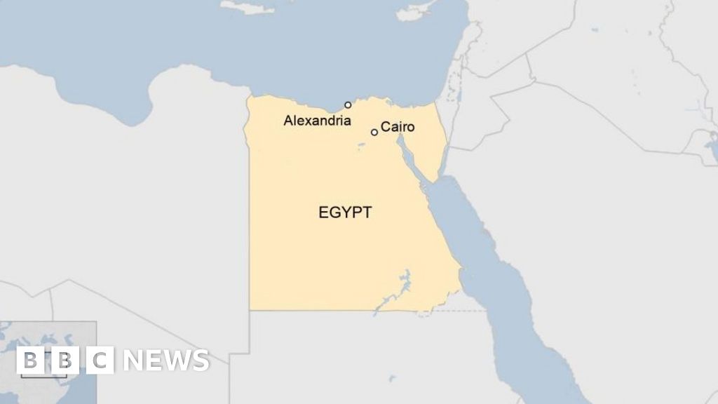 At least 32 dead and 63 injured in Egypt car crash