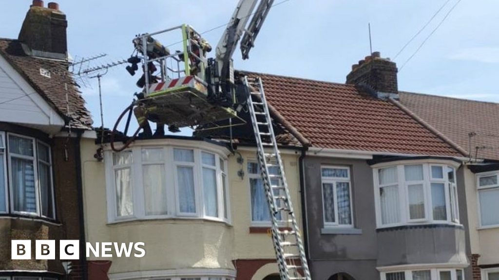 Nobody hurt after Gosport roof collapses in house fire
