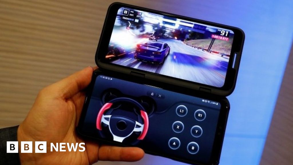 LG's Dual Screen 'foldable phone' breaks apart - BBC News
