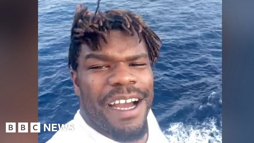 Levi Davis Missing rugby player's last message to mum from Barcelona BBC News