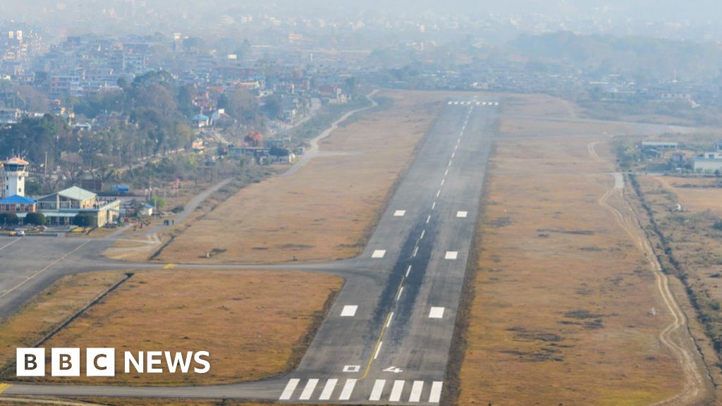 Pokhara airport: Plane crashes in central Nepal – at least 16 dead