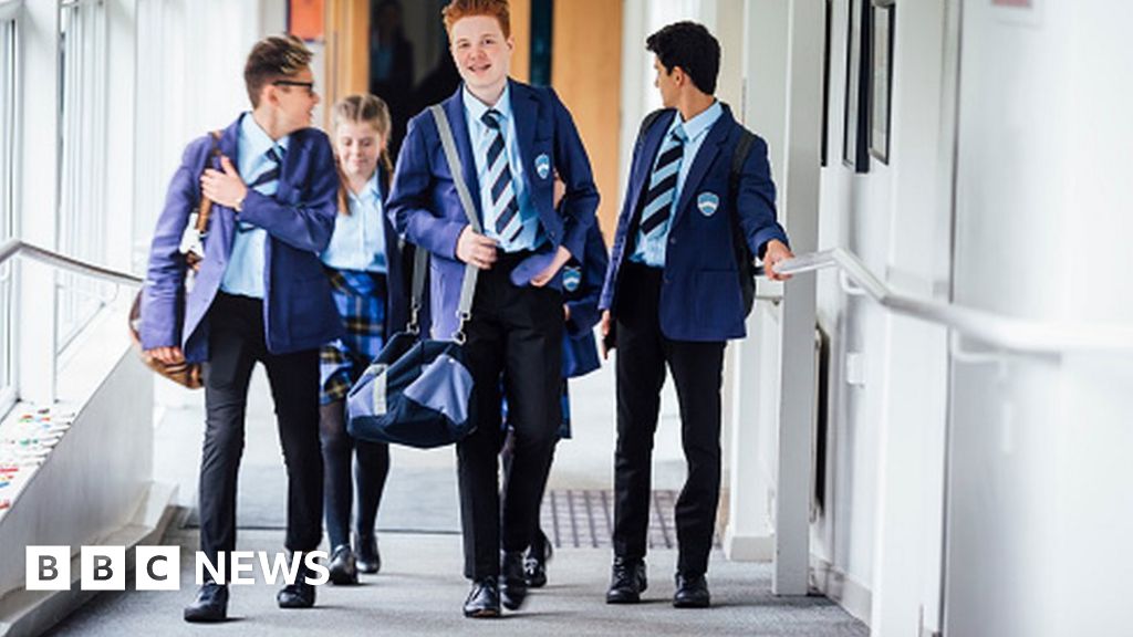 Fewer Pupils Expecting To Go To University Says Survey BBC News