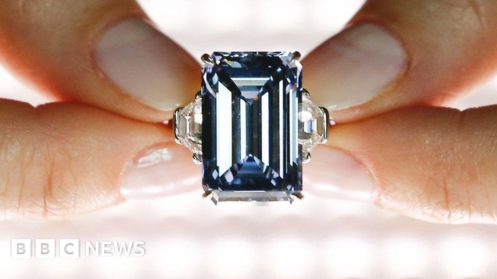 Why this blue diamond is a record-breaker - BBC News