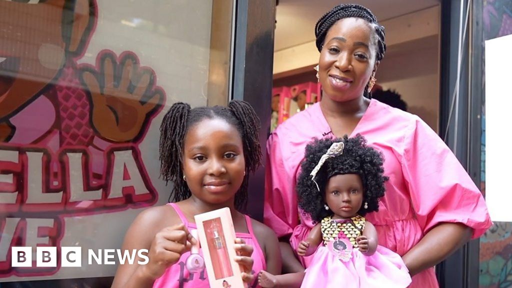 Lola Love Dolls founder: 'I couldn't find dolls with afro hair' - BBC News