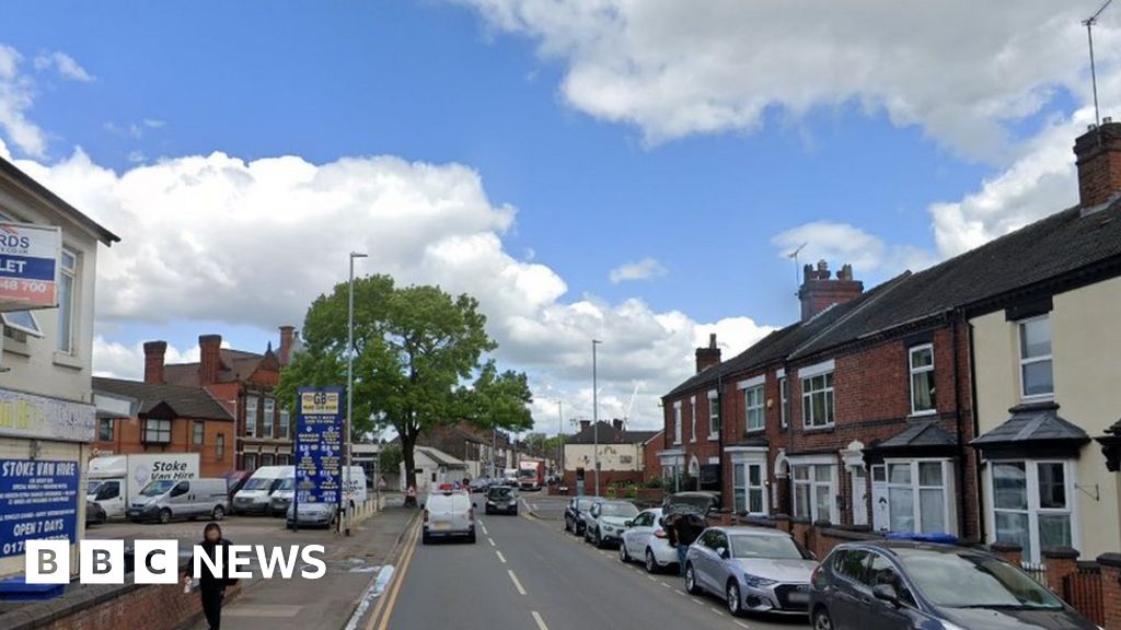 Murder arrest after two found dead in Stoke-on-Trent - BBC News