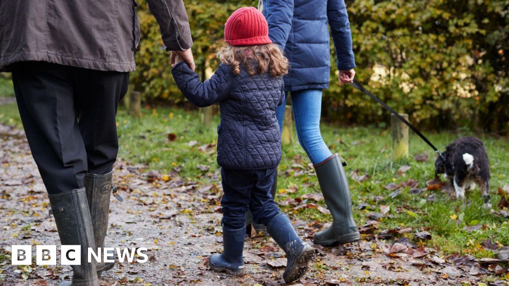 Child benefit: HMRC to review thousands of suspended payments