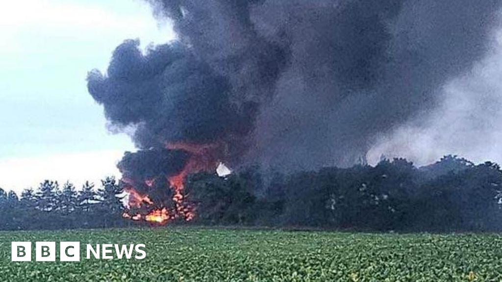 Massive Fire Engulfs Recycling Centre in Nottinghamshire