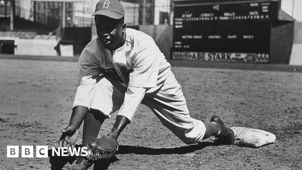 Rangers to celebrate Jackie Robinson, franchise's first Texas game