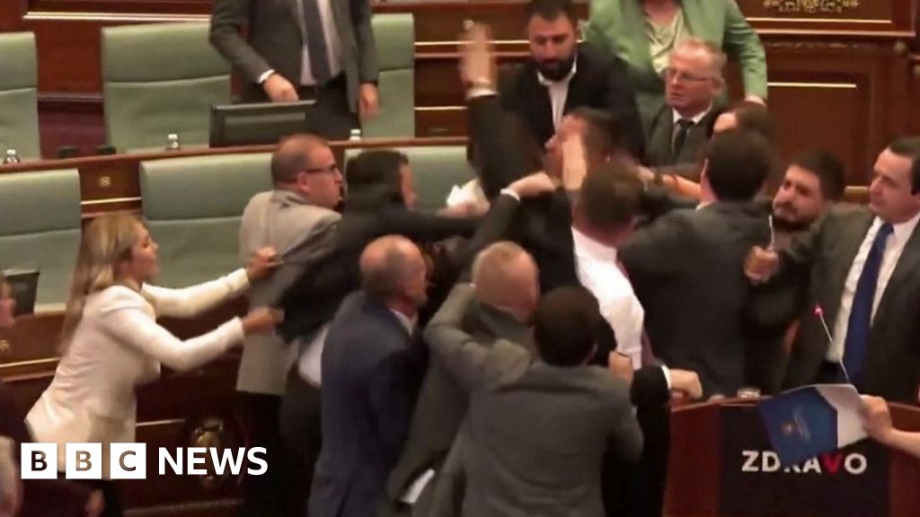Kosovo: Drink thrown as brawl breaks out in Kosovo parliament