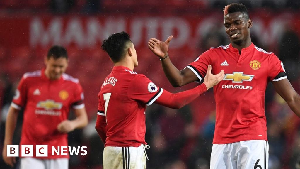 Manchester United quarterly sales up by 8 BBC News