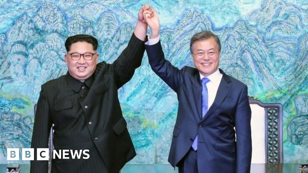 Koreas Summit North Korean Media Hail Historic Meeting Bbc News 