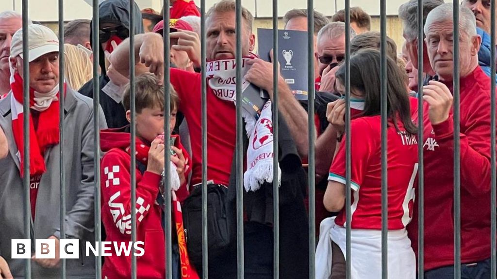 French minister apologises to Liverpool fans over Champions League chaos