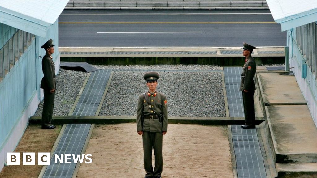 Why South Korea Is Rewriting Its History Books - BBC News