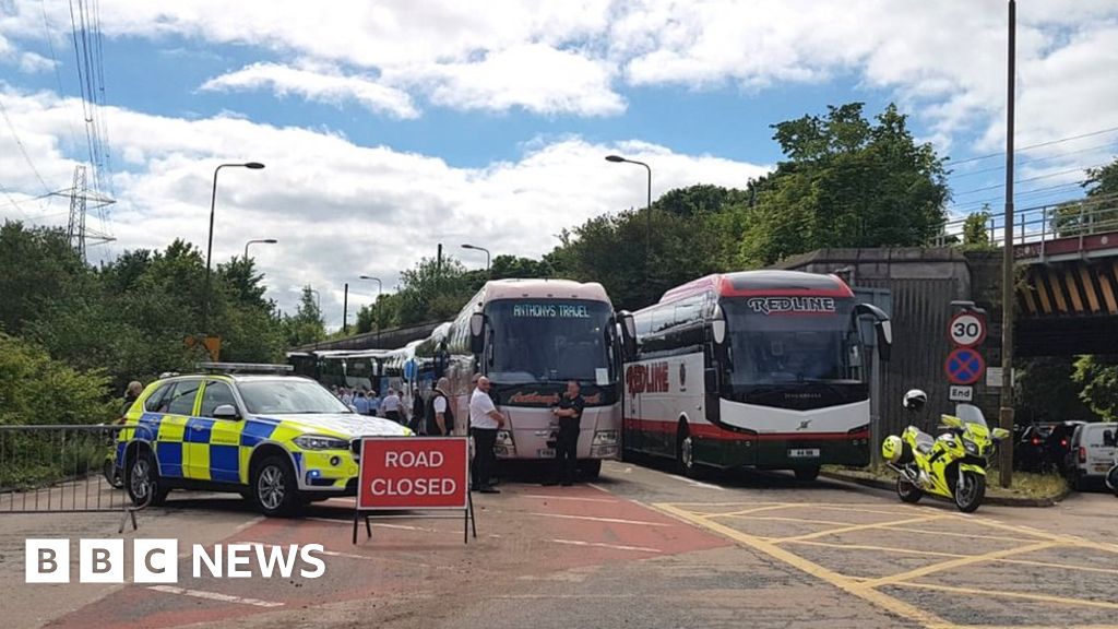 Coronavirus Coach procession through Edinburgh highlights ailing