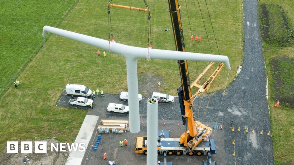 UK gets first new-style pylons in a century