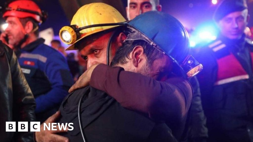 Turkish mine explosion kills 22 and leaves dozens trapped
