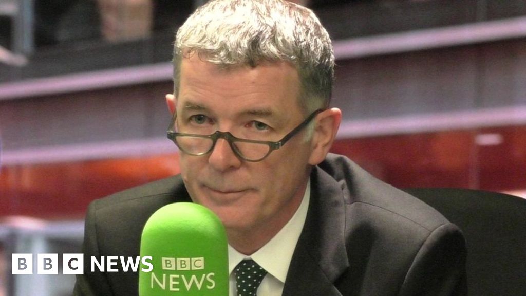 MI6 boss warns of China 'debt traps and data traps' - BBC News