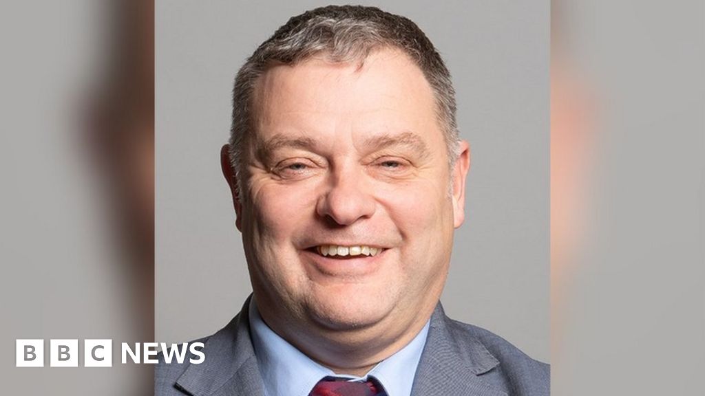Mike Amesbury MP resigns from shadow minister role