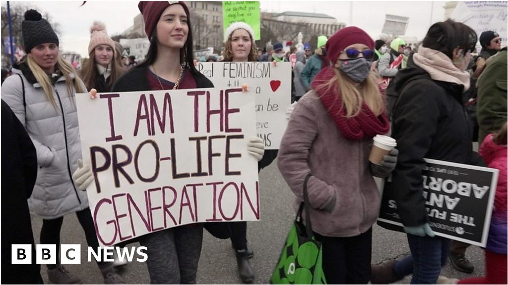 Gen Z marchers praying for an end to US abortion