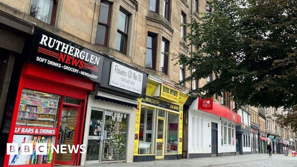 Rutherglen: Labour eye Scottish breakthrough in key by-election