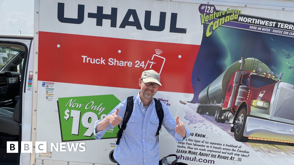 Moving vans a last resort in summer travel chaos(02)