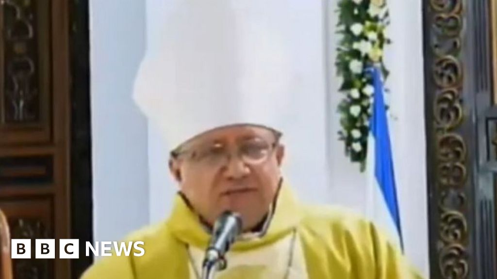 Никарагуа арестува втори епископ при репресии срещу църквата