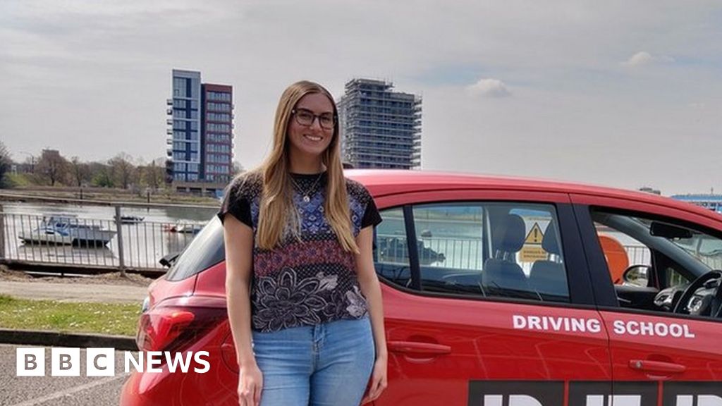 Covid: Learner drivers anxious as tests resume