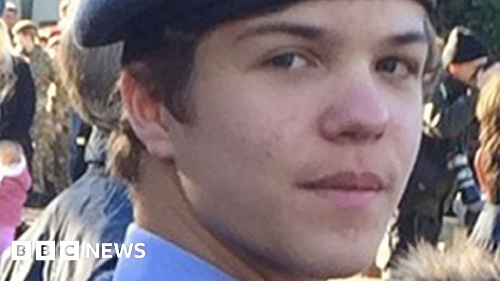 Breck Bednar friend 'Murderer told me he'd killed him' BBC News