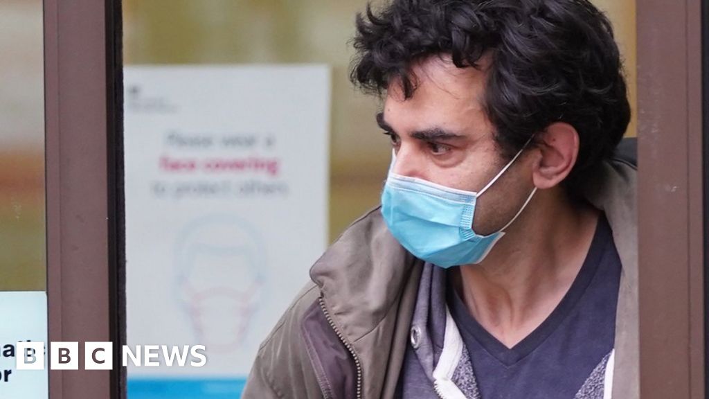 Buckingham Palace: Man sentenced for climbing into grounds