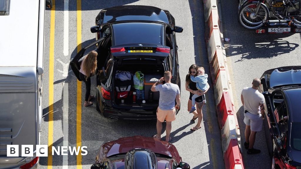Port of Dover declares critical incident over queues
