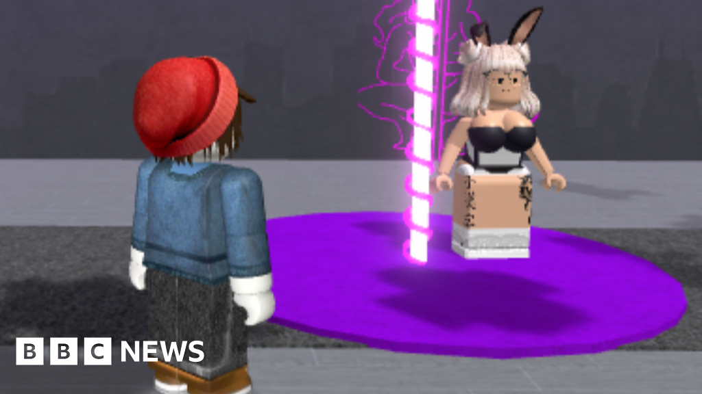 Roblox Girl 4 - PNG - Instant Digital Download