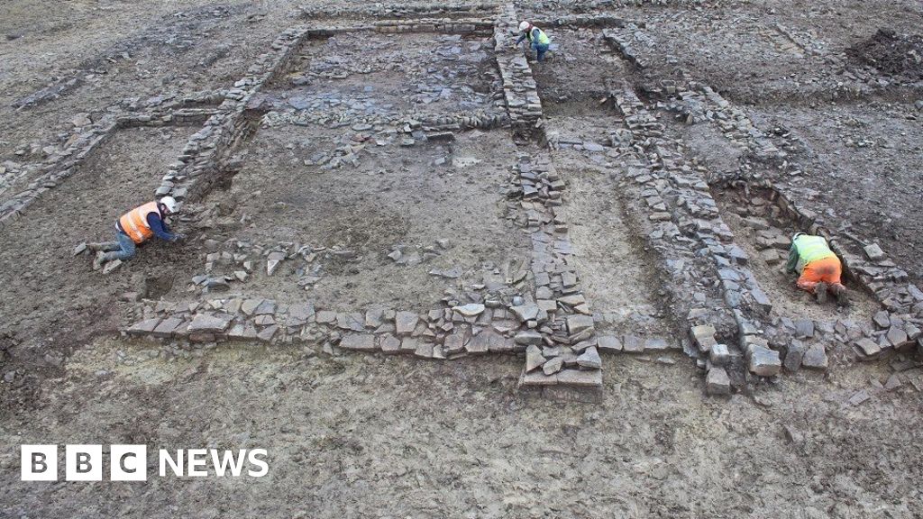 Roman artefacts found at Llanwern housing development BBC News