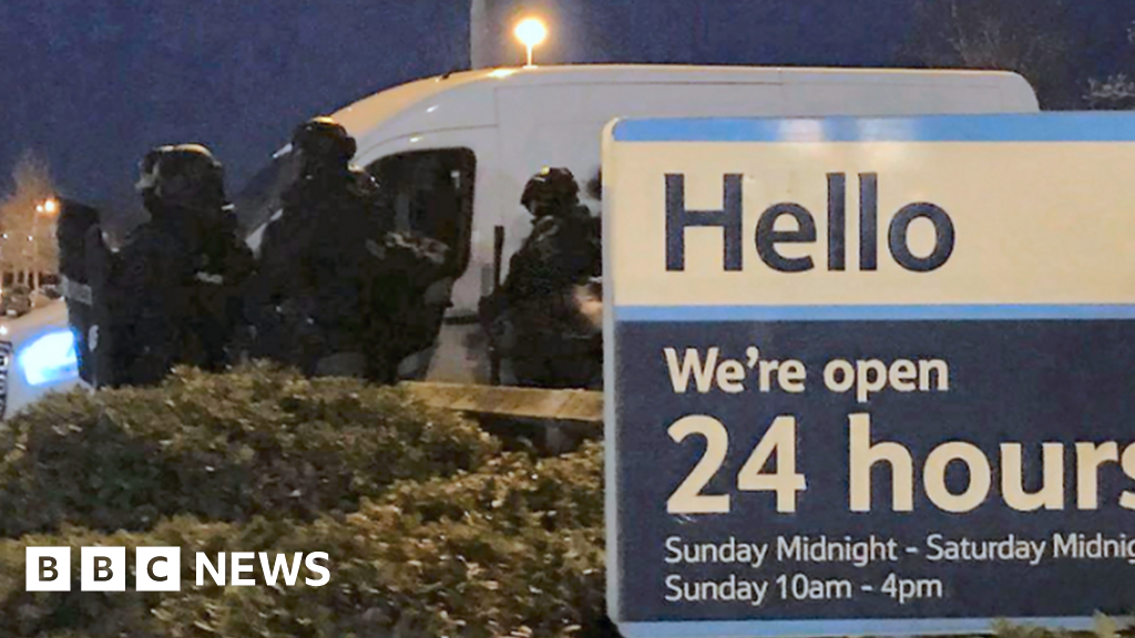 Shrewsbury Tesco Extra: a report on the gunman on the roof sparks armed response