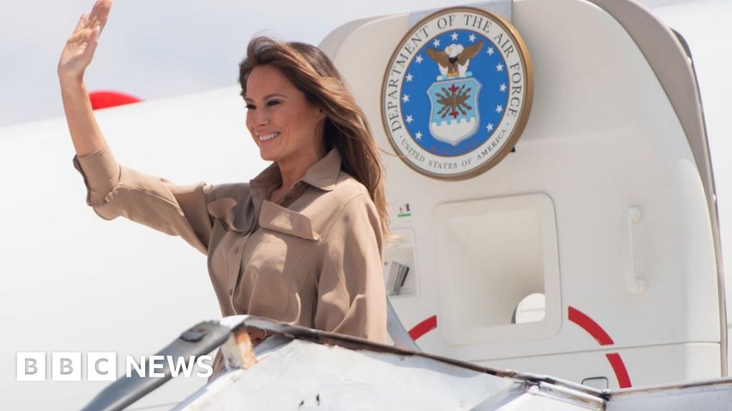 Smoke forces Melania Trump's plane to land