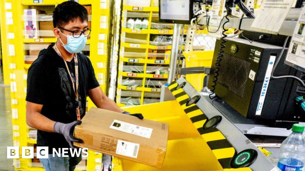 Amazon to pay billions to prevent Christmas shortages