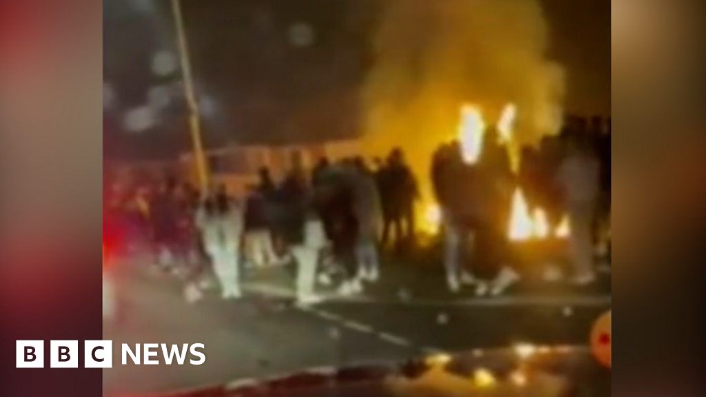 Police attend bonfire in Merthyr Tydfil with 'number of people'