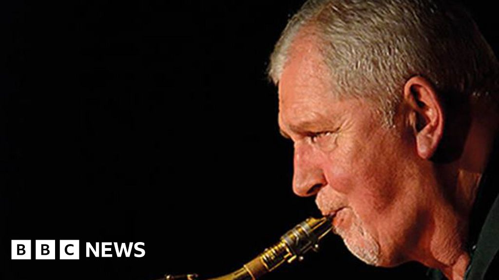 Tributes to Average White Band sax player Malcolm 'Molly' Duncan