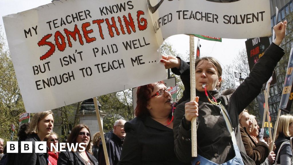 bbc news teachers pay rise