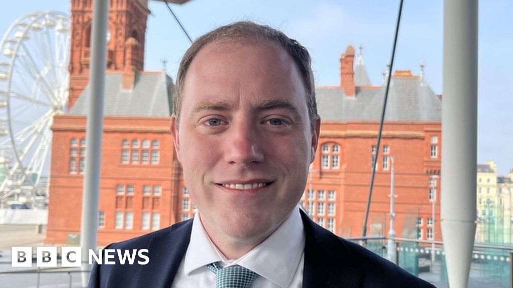 Plaid Cymru : un rapport révèle que Rhys ap Owen a peloté des femmes lors d'une soirée