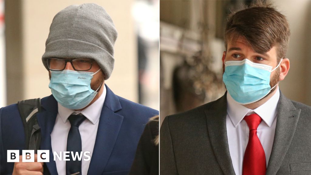 Wayne Couzens: Met PCs deny sharing offensive messages with killer