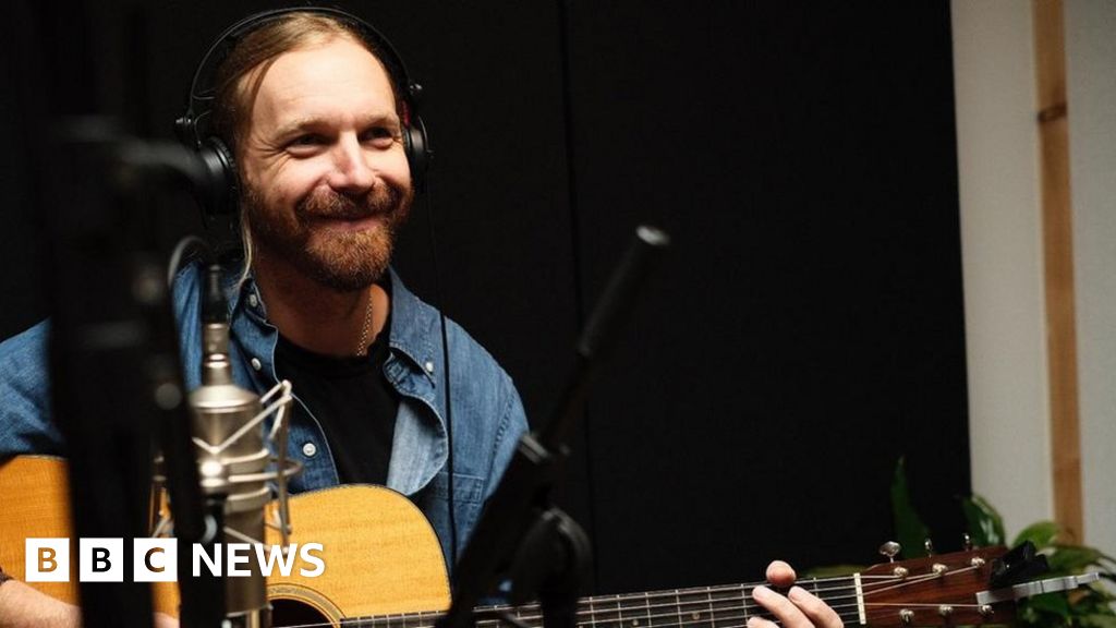 Somerset artist says his mental health was 'saved' by music