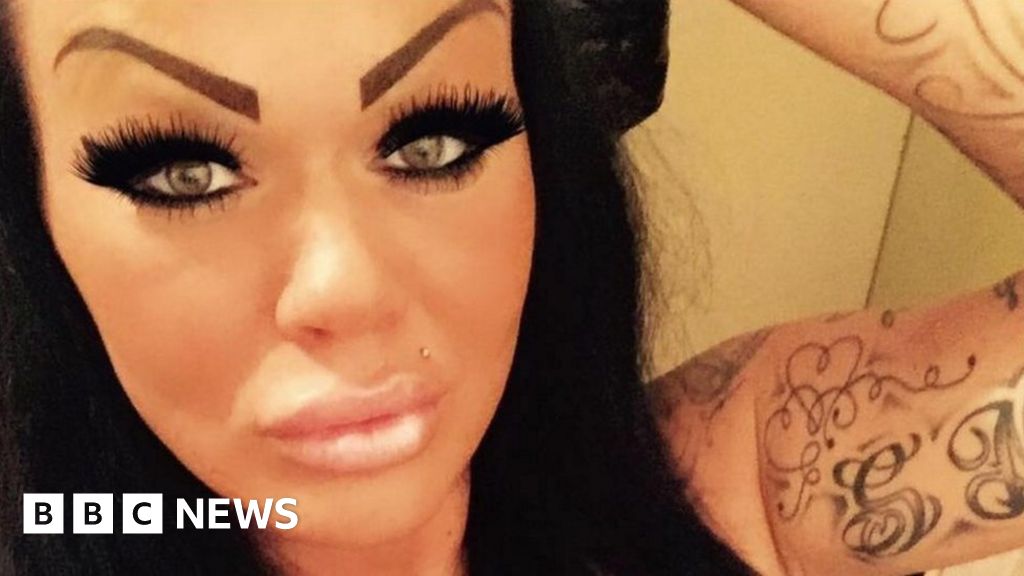 Temporary Tattooed Eyebrows Are The New Beauty Trend and Women Are Shaving  Off Their Eyebrows To Try Them