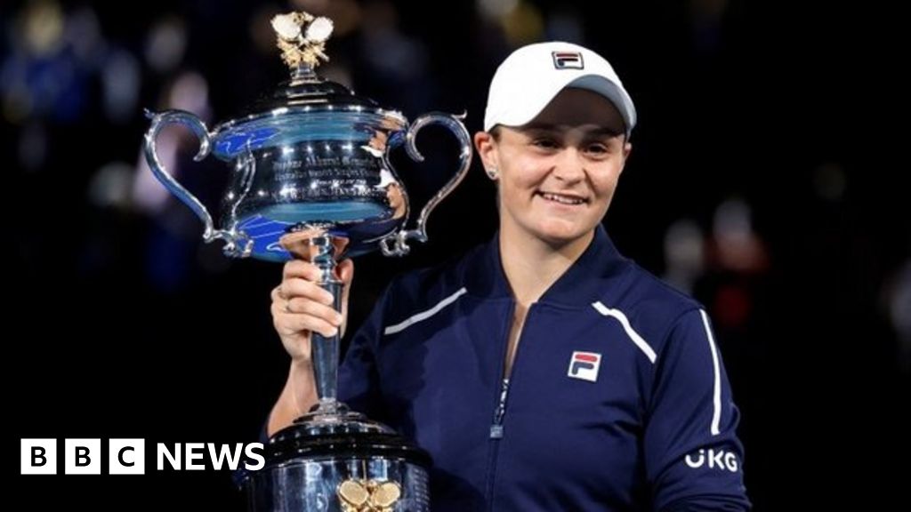 Ashleigh Barty: World number one makes shock call to quit tennis