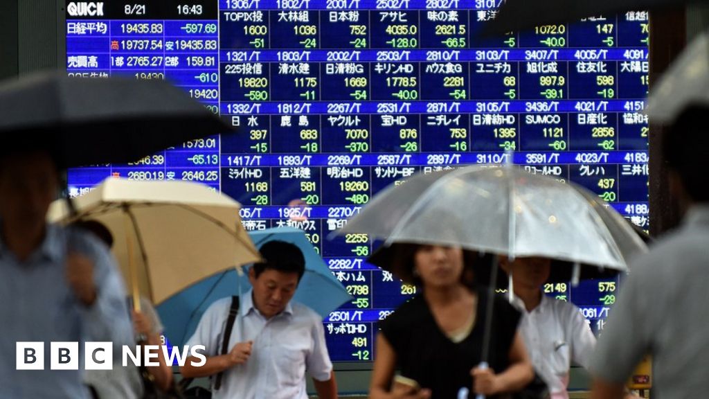 Japanese stocks fall as strong yen hurts exporters BBC News