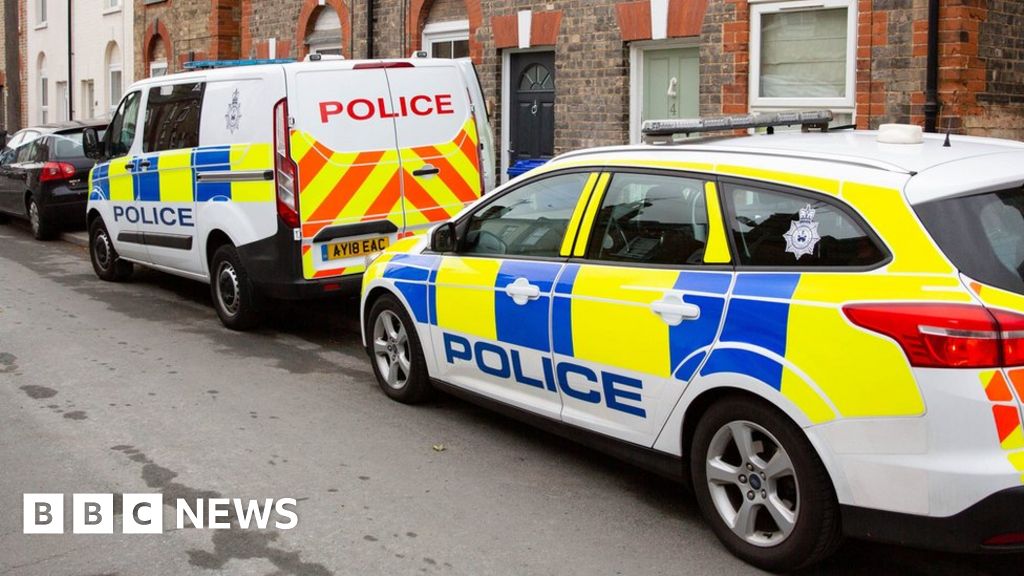 Newmarket deaths: Bodies of woman and boy found in house - BBC News