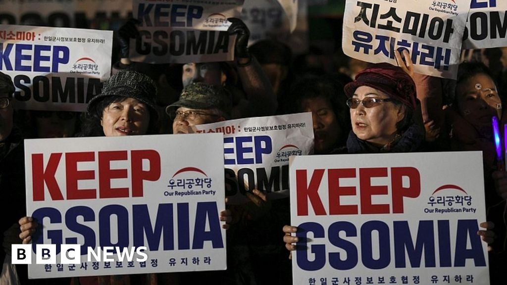 South Korea to continue intelligence-sharing pact with Japan