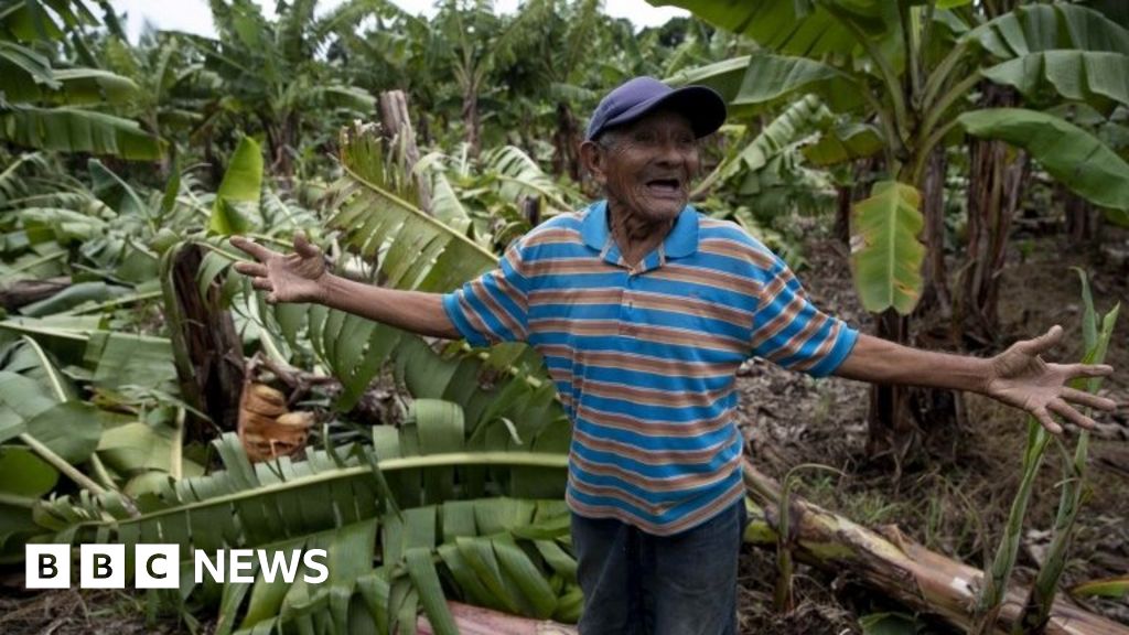 Storm Bonnie leaves deadly trail in Central America