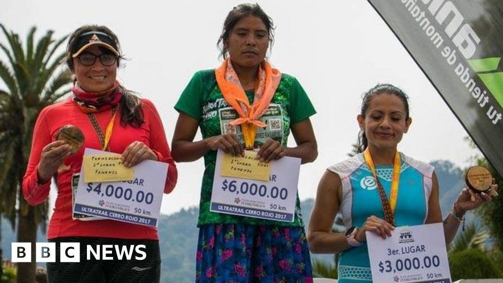 Mexican Tarahumara woman wins 50km race wearing sandals BBC News