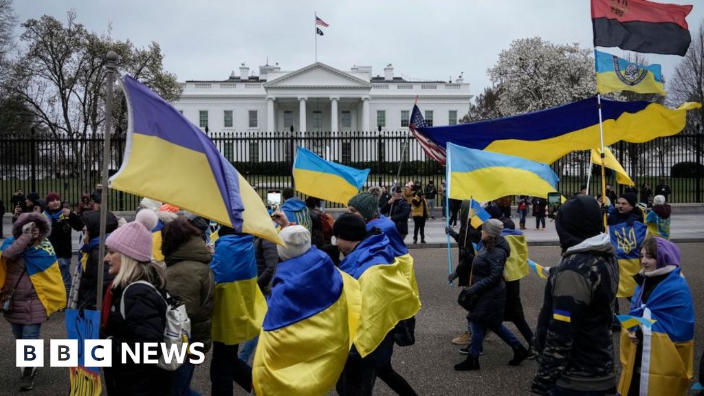 Стив Розенберг: Русия е непокорна заради новата помощ на САЩ за Украйна